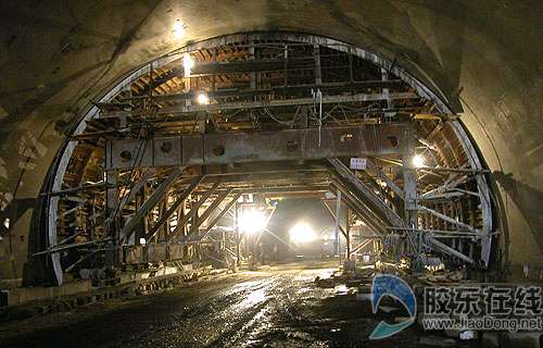 好消息啊:五区融合步伐加快 红旗西路西山隧道