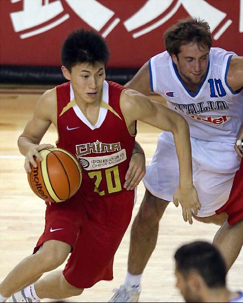 中国男篮热身再负意大利 大郅爆发难破七年之