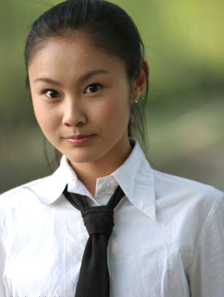 90后少女裸模:赚钱迷失<em>在</em>07夏天--校园