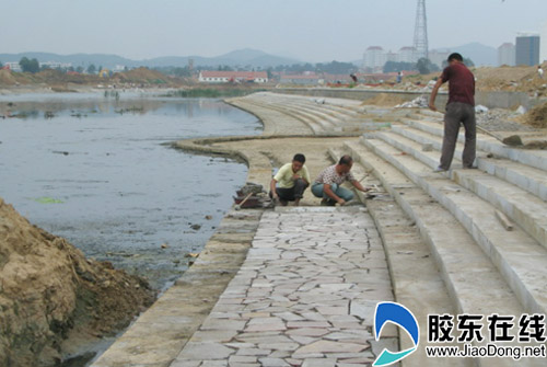 逛荡河加快工程进度扮靓港城迎盛会(图)