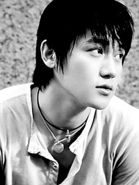 陆毅同时为两家电动车厂商代言遭索赔