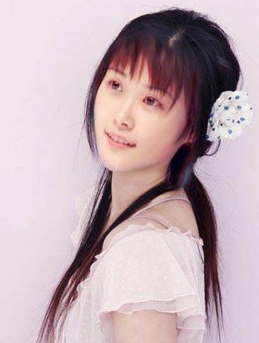 长发<em>李宇春</em>现少女般唯美--校园