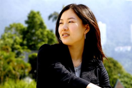 前奥运<em>跳水冠军伏明霞</em>亮相 女人味十足|图--新