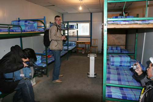 北京奥运会场馆建设者真实生活状况大揭秘