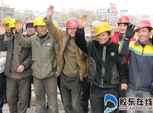 重点建设项目春节不停工 市领导看望慰问建设