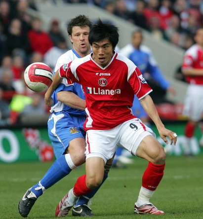 英冠五顶级中场数据比拼 郑智铁人称号当之无