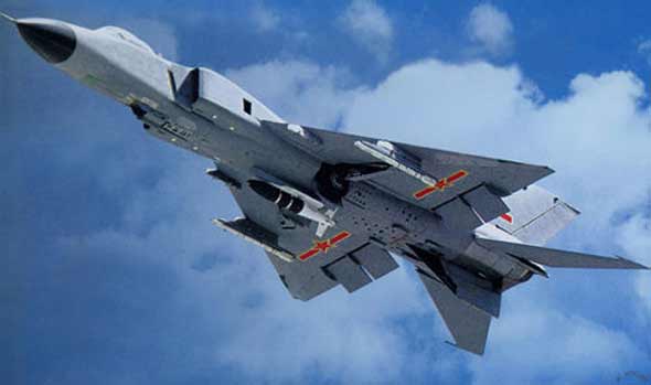 中国海军航空兵列装最新型PL-9C空空导弹(图