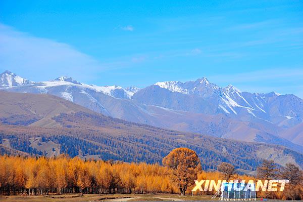 新疆天山风光图片