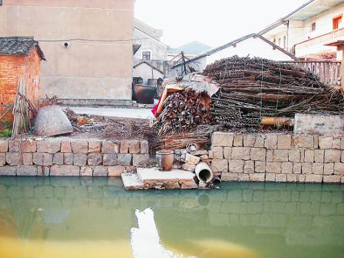 清河道清出美女尸骨 男子苦恋不成痛下杀手(图