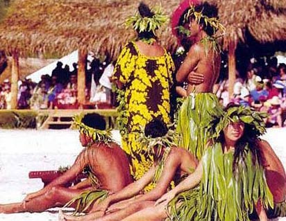 乌干达奇俗:娶<em>处女</em>是耻辱 禁止<em>女生</em>穿裤子