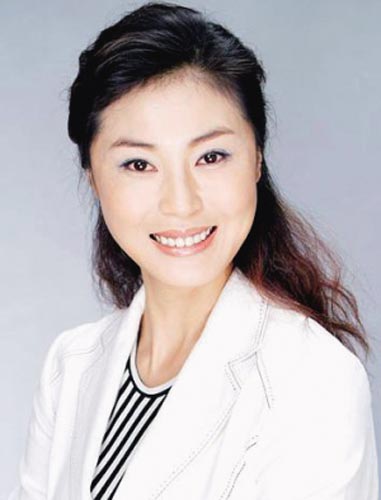 广东卫视美女主播李泳被查 疑为高官情妇(图)-