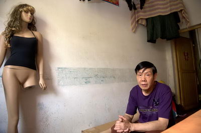 大三<em>男生</em>宿舍内被老师带人群殴校方否认(图)-老