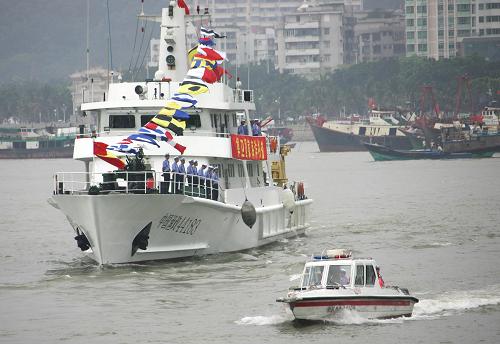 怎么上外国船 10469722_998366.jpg