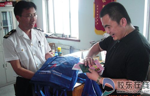 提高保健意识 芝罘区卫生防疫站健康教育进机