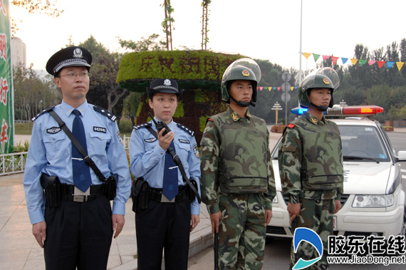 万余警力联勤武装巡逻扮靓平安烟台图