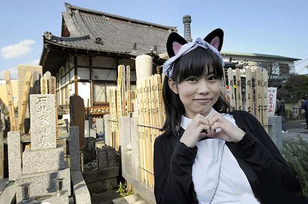 日本最萌寺庙用<em>漫画女仆</em>揽客(组图)-日本-新闻