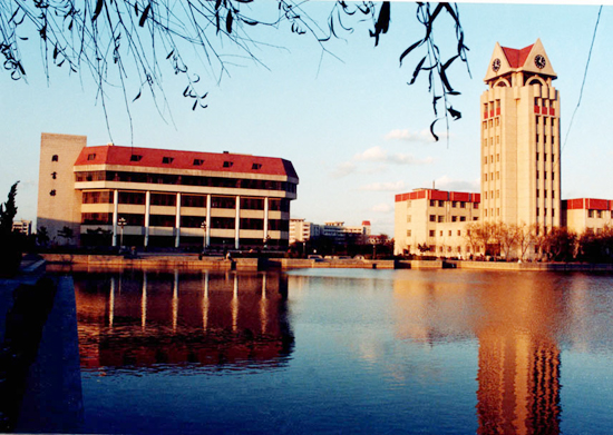 烟台大学校园风景