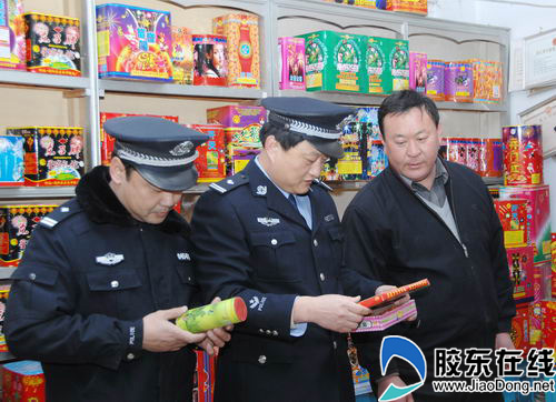 龙口警方强化监管销毁非法烟花110余万头(图)