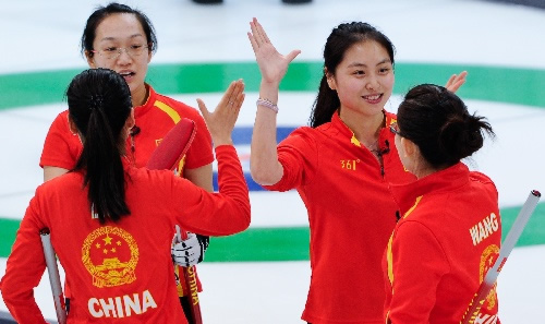 <em>中国女子冰壶队</em>9-5日本 王冰玉精准击打再建功
