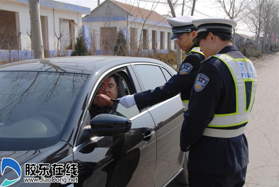 龙口交警强化措施 防止节后酒驾反弹(图)-- 烟台
