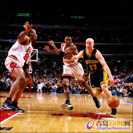 梦一队巨星来青岛 球迷可握 上帝的左手 图 青岛