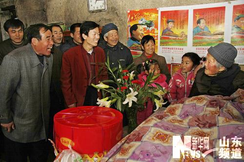 新闻中心 山东 图片新闻   |    当日,家住山东省阳谷县大布乡东张村