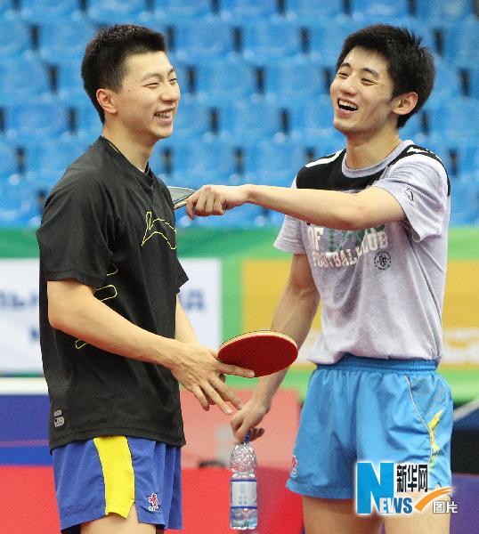 中国队备战世乒赛团体赛(组图) 体育新闻 烟台