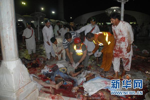 巴基斯坦东部自杀式爆炸致至少37人死亡组图