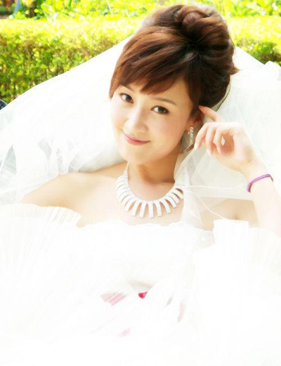 毕业于中国传媒大学的<em>美女</em>主持人大比美(图) 国