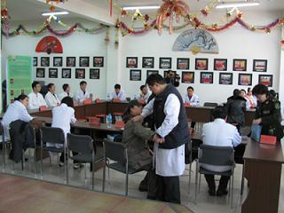 北京军区总医院泌尿外科中心公益义诊下社区