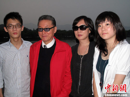 胶东文化--李敖:鲁迅头脑不及格 他的作品主要