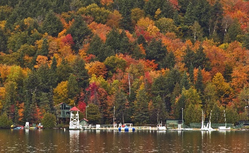 枫叶之国加拿大进入秋季(组图)