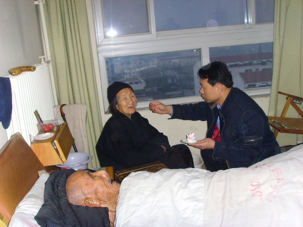 《我家买了新房子》 记录爱心故事 捕捉爱的瞬