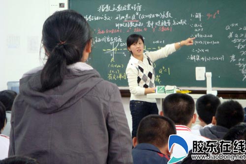 烟台一中示范构建和谐高效课堂方法(组图)