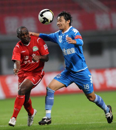 曝金德队长已转会鲁能 回应:目前还在等消息 天