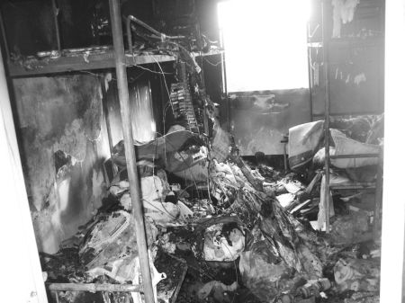 宿舍火灾事故原因 10886841_930225.jpg