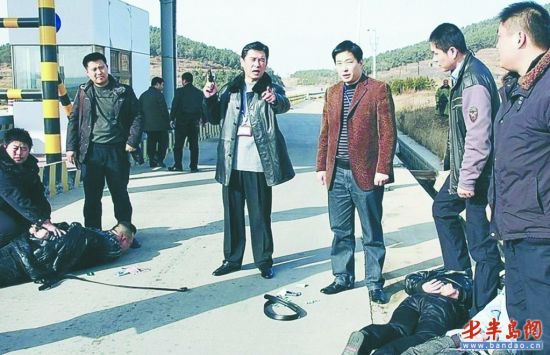 公司董事长遭人持爆炸物绑架 警方2小时破案 社会观察 烟台新闻网