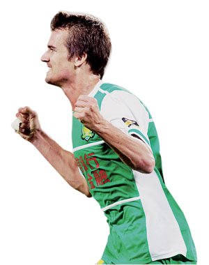 [图文]回澳超大格在等一线生机 体育新闻 烟台