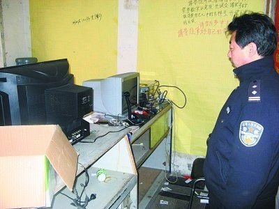 男子买黑彩月输8万 警方突击端私彩窝点(图) 体