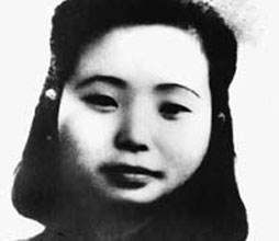 江竹筠   