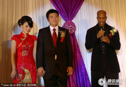 马布里充当中式婚礼证婚
