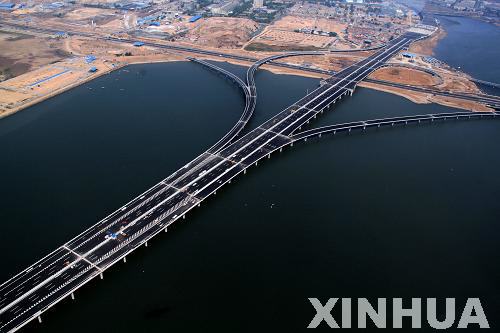 航拍最美的青岛胶州湾大桥(组图)