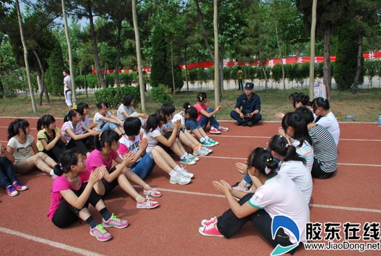 招远高职积极开展新生入学教育(组图)