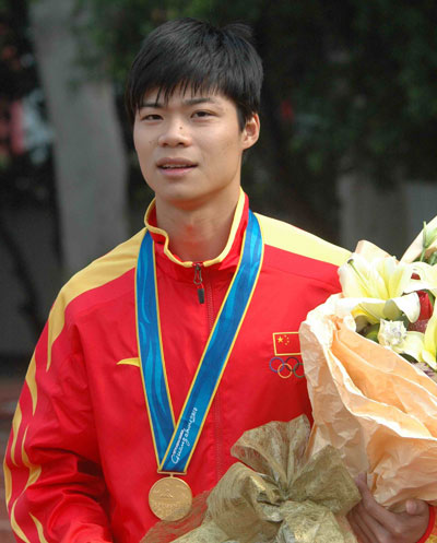 女子万米2人达奥运a标 男子百米破13年全国纪