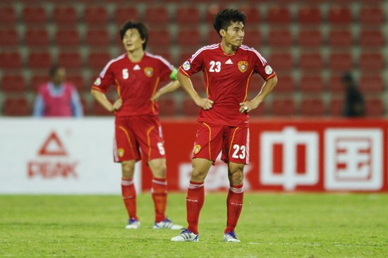中国男足0:1负于伊拉克 基本无缘巴西世界杯