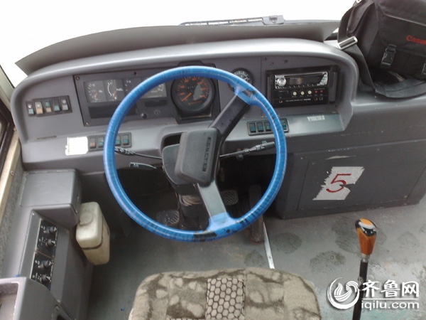 力诺集团报废车作班车被查 员工安全岂儿戏?