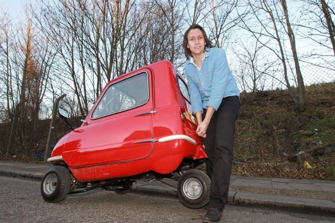 揭秘全球最小量产汽车 3个轮子、长1.37米(图