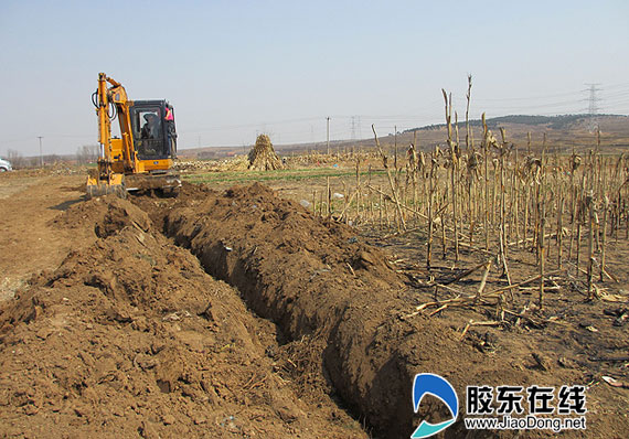 莱州市程郭镇西武官村送水到地头(图) 莱州 烟