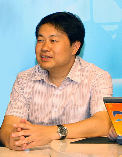省网络文化办公室主任刘致福