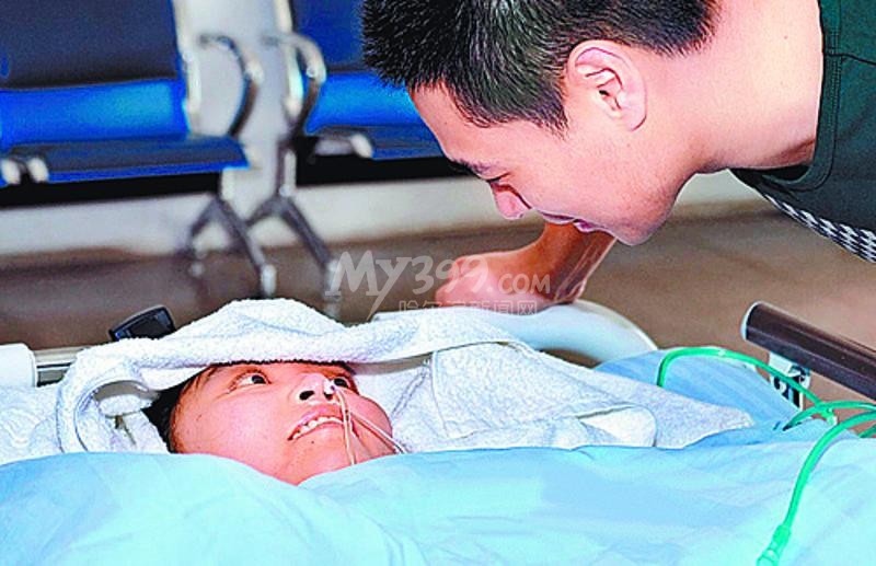 访张丽莉丈夫李梓烨_